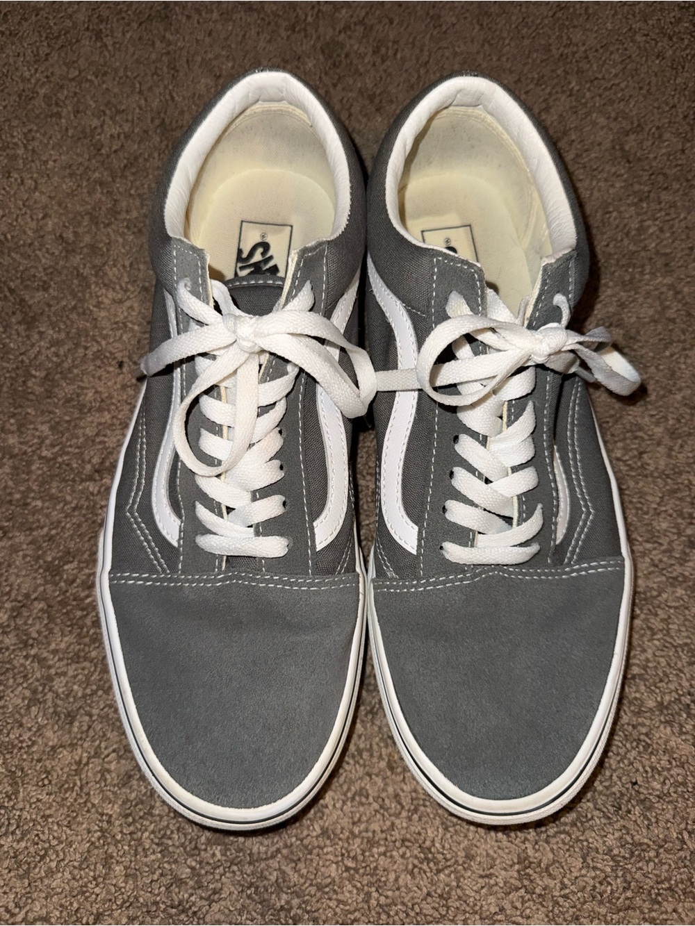 Classic Men's Low-Top Old Skool Vans Sneakers size 10.5
